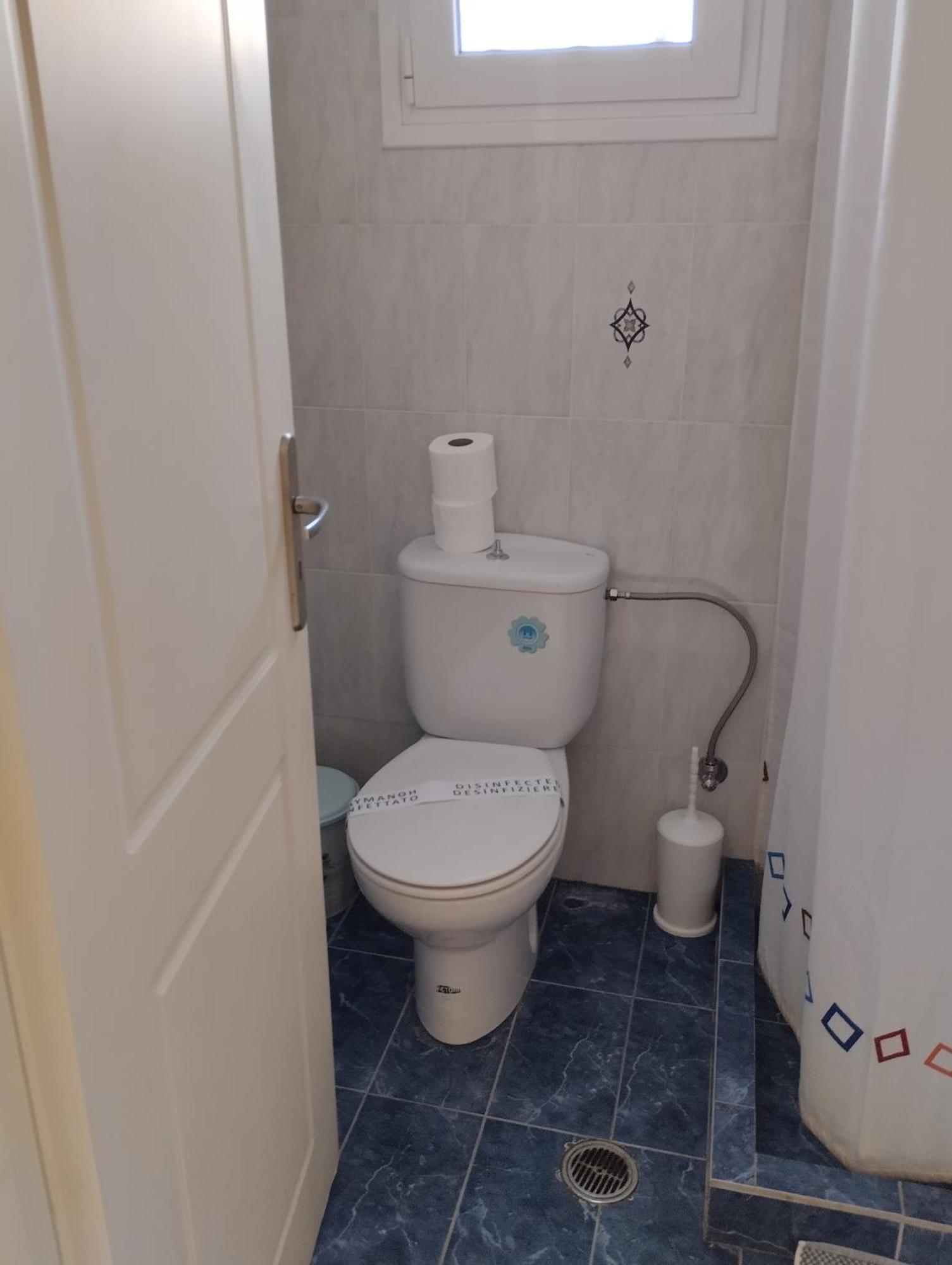 Calypso Two Bedroom Apartment คานเดีย ภายนอก รูปภาพ